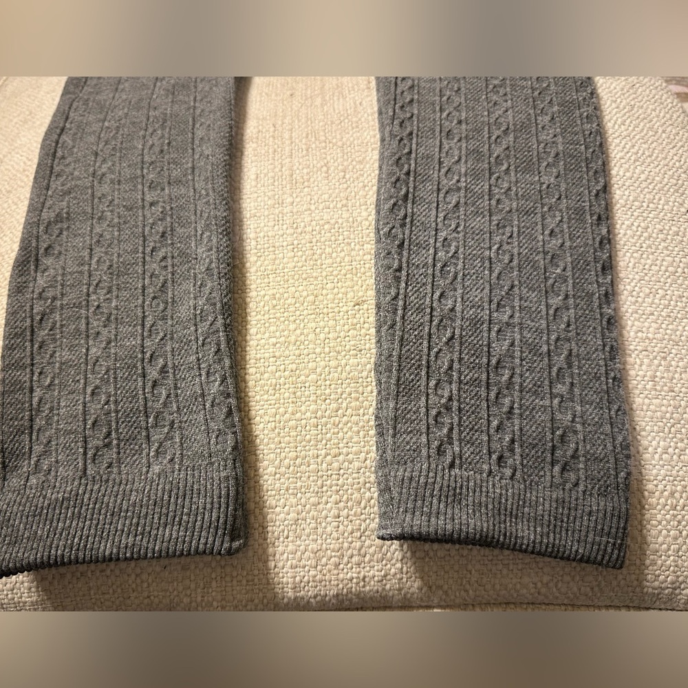 Gray Cable Knit Leggings - Picture 5 of 5
